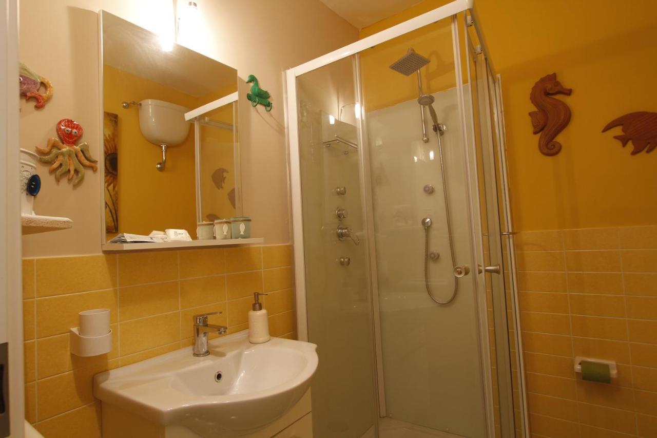 La 'Nziria Apartment เนเปิลส์ ภายนอก รูปภาพ