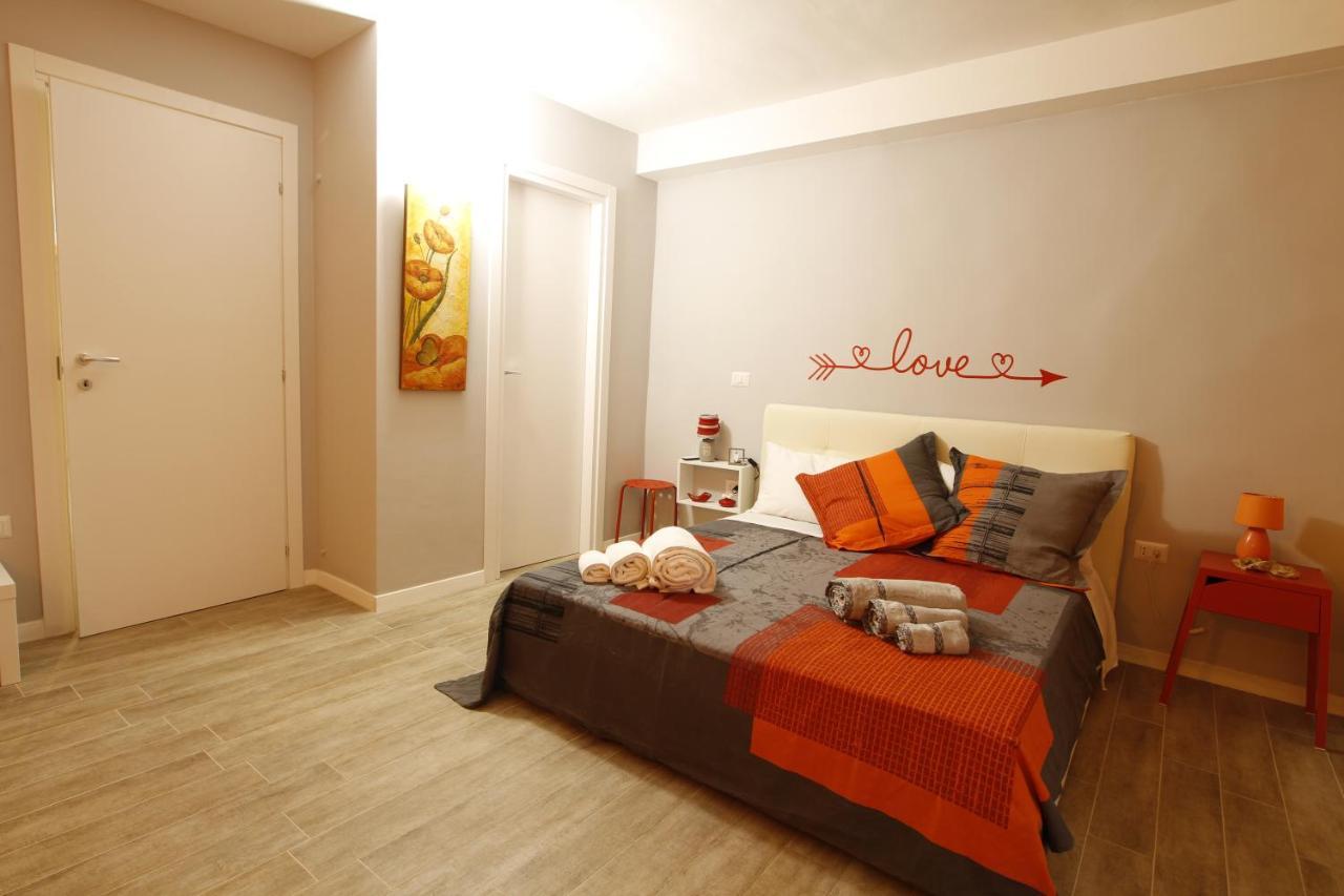 La 'Nziria Apartment เนเปิลส์ ภายนอก รูปภาพ