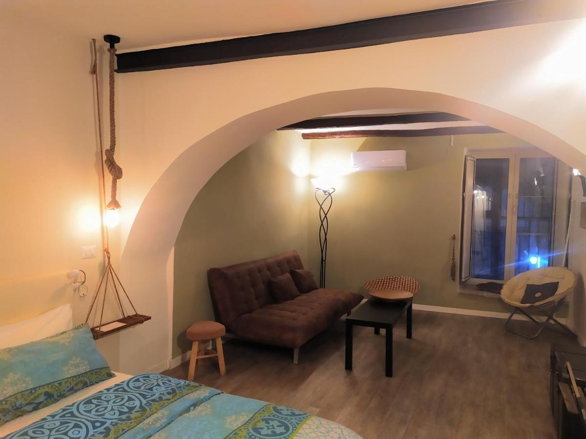 La 'Nziria Apartment เนเปิลส์ ภายนอก รูปภาพ