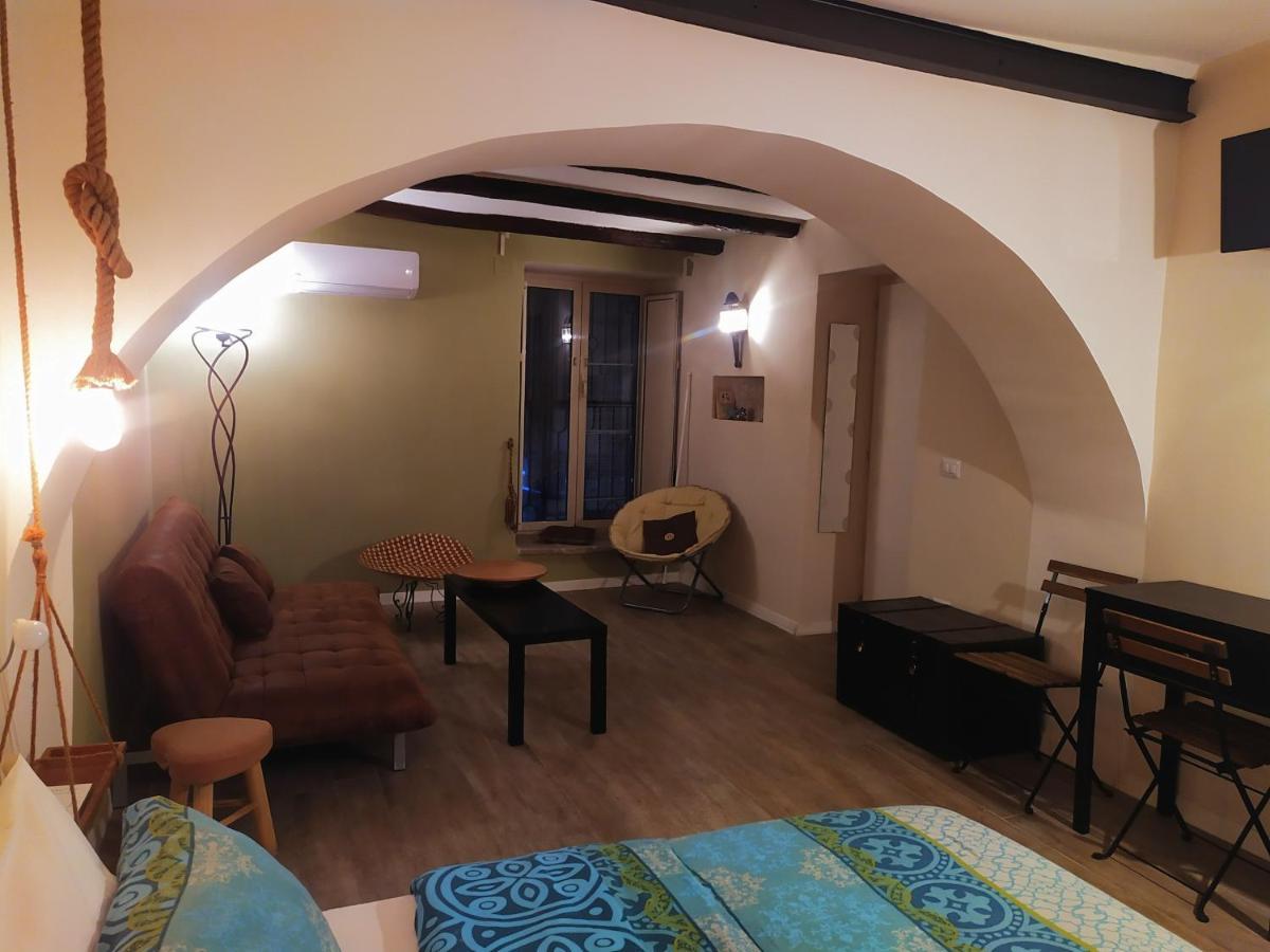 La 'Nziria Apartment เนเปิลส์ ภายนอก รูปภาพ