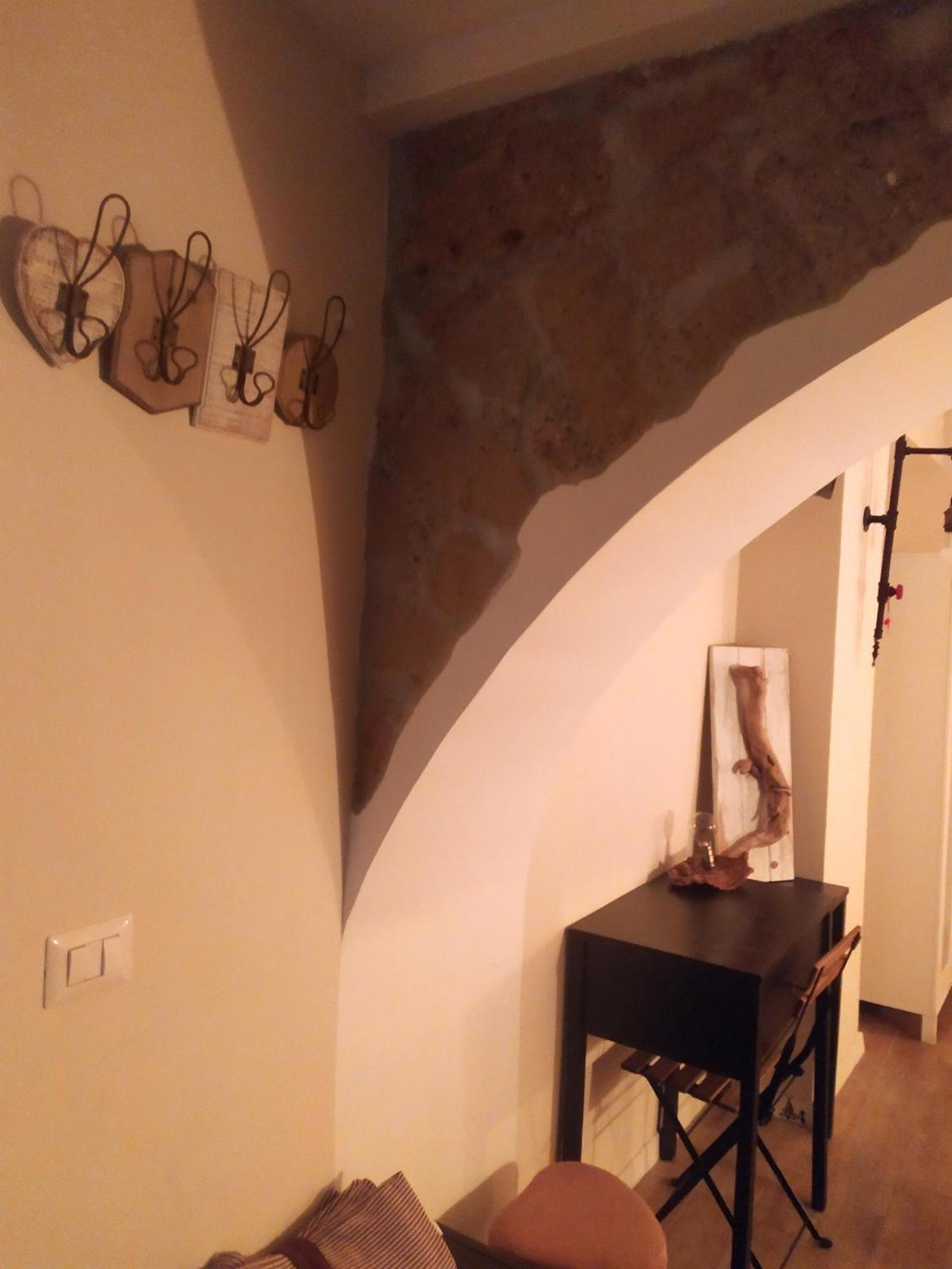 La 'Nziria Apartment เนเปิลส์ ภายนอก รูปภาพ