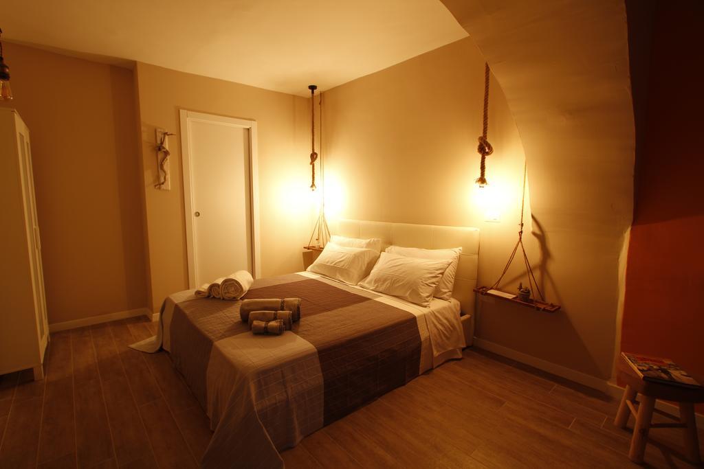 La 'Nziria Apartment เนเปิลส์ ภายนอก รูปภาพ